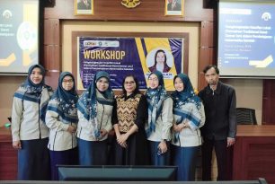 Inovasi Pembelajaran: Prodi Pendidikan Matematika Unikama Gelar Workshop Pengintegrasian Permainan Tradisional Daret Damar Jan